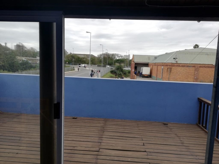 To Let 1 Bedroom Property for Rent in Quigney Eastern Cape